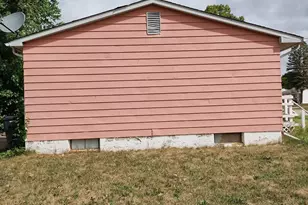 6701 Dana Ln, Flint, MI 48504 - Photo 2
