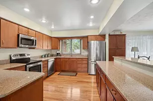 4216 Lake Forest Dr, Kalamazoo, MI 49008 - Photo 8