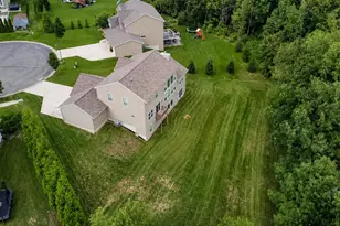 1240 Cairo Ct SW, Byron Center, MI 49315 - Photo 10