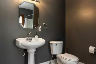 517 Eastern Ave NE, Grand Rapids, MI 49503 - Photo 14