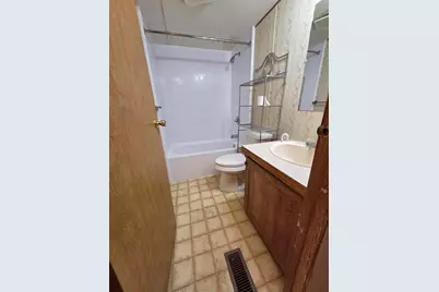 184 Birch Court, Muskegon, MI 49445 - Photo 14