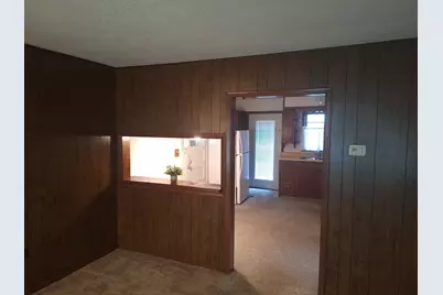 322 N Higbee Street, Reed City, MI 49677 - Photo 8