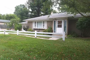 322 N Higbee St, Reed City, MI 49677 - Photo 2
