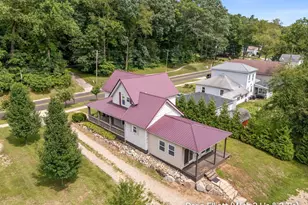 645 E Main St, Ionia, MI 48846 - Photo 2