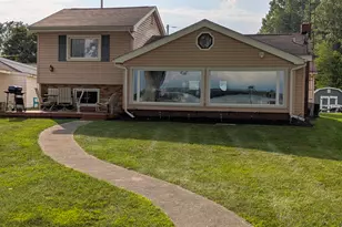 163 Lakeside Dr, Quincy, MI 49082 - Photo 1