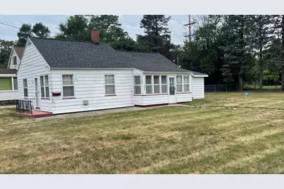1024 Amity Avenue, Muskegon, MI 49442 - Photo 2