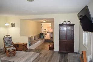 1080 Bellway Ave, Norton Shores, MI 49441 - Photo 18