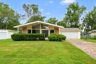 322 New Hampshire Dr, Portage, MI 49024 - Photo 1