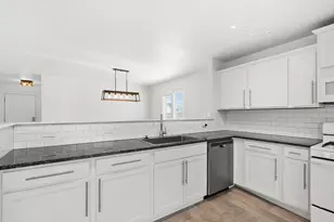 8270 W Sturtevant Ave, Richland, MI 49083 - Photo 14