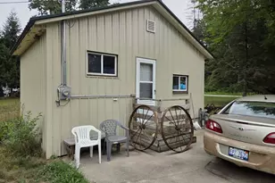 931 S Pierce Rd, White Cloud, MI 49349 - Photo 4