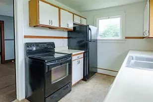 203 Schuring Rd, Portage, MI 49024 - Photo 8