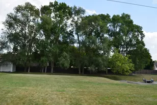 7686 Cherrywood Dr, Westland, MI 48185 - Photo 8