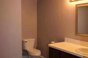 7686 Cherrywood Dr, Westland, MI 48185 - Photo 36
