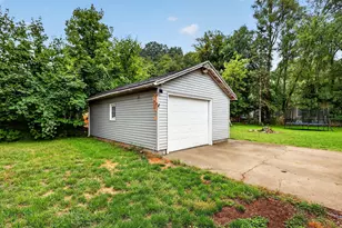 1391 Belleview Dr, Ionia, MI 48846 - Photo 20
