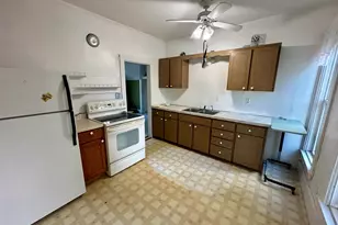 510 Cypress St, Manistee, MI 49660 - Photo 24