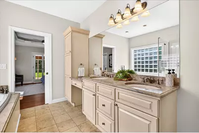 1362 Stonecreek Court, Saint Joseph, MI 49085 - Photo 26
