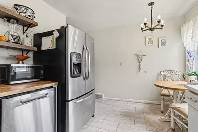51 N 20th Street N, Battle Creek, MI 49015 - Photo 8