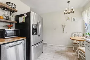 51 N 20th Street N, Battle Creek, MI 49015 - Photo 8