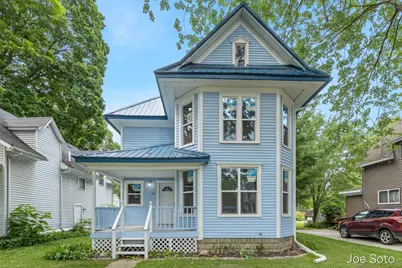 117 E Wright Avenue, Shepherd, MI 48883 - Photo 4