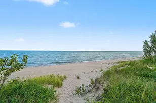 8 N Shore Dr, South Haven, MI 49090 - Photo 4