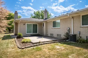 17596 Levan Rd, Livonia, MI 48152 - Photo 40