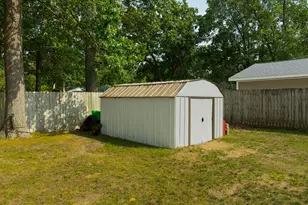 1210 Woodcrest St, Muskegon, MI 49442 - Photo 20