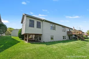 210 Heatherview Street NW, Sparta, MI 49345 - Photo 4