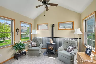 210 Heatherview Street NW, Sparta, MI 49345 - Photo 14