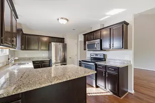 29442 Woodpark Cir, Warren, MI 48092 - Photo 16