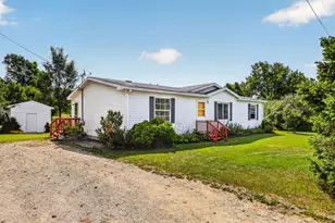 9390 Dicey St, Montague, MI 49437 - Photo 2