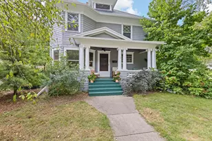 204 Edgewood St, Jackson, MI 49201 - Photo 4
