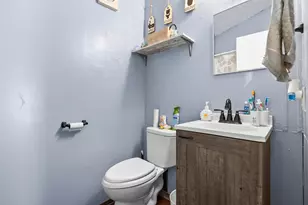 2002 Mt Olivet Rd, Kalamazoo, MI 49004 - Photo 24
