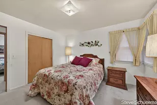 928 S Division St, Whitehall, MI 49461 - Photo 24