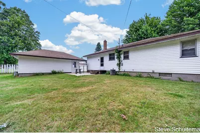 928 S Division Street, Whitehall, MI 49461 - Photo 40