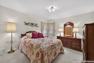 928 S Division St, Whitehall, MI 49461 - Photo 22