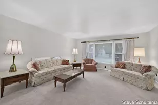 928 S Division St, Whitehall, MI 49461 - Photo 10