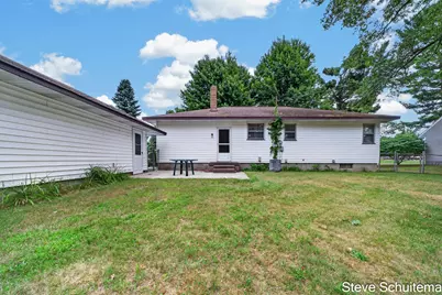 928 S Division Street, Whitehall, MI 49461 - Photo 36