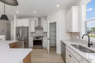 7604 Hidden Brook Ln, Allendale, MI 49401 - Photo 12
