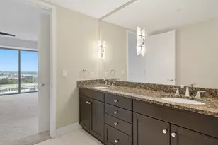 335 Bridge St NW, Grand Rapids, MI 49504 - Photo 18