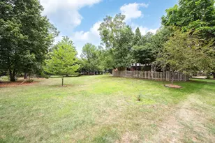 2764 Lowell Rd, Ann Arbor, MI 48103 - Photo 2