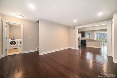 1 Maple Village Court, Ann Arbor, MI 48103 - Photo 10