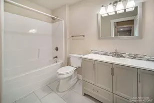 1 Maple Vlg Ct, Ann Arbor, MI 48103 - Photo 14
