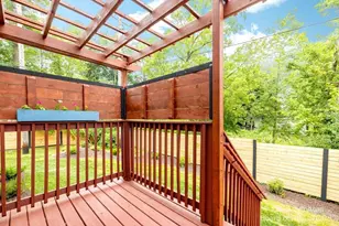 2 Maple Vlg Ct, Ann Arbor, MI 48103 - Photo 18