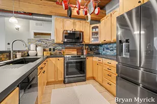 533 Columbia Ave, Holland, MI 49423 - Photo 8
