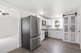 521 E Morrell St, Otsego, MI 49078 - Photo 4