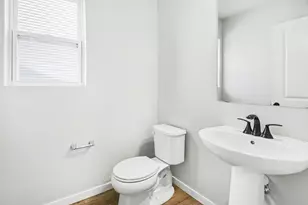 10077 Kearns Ct, Portage, MI 49024 - Photo 10