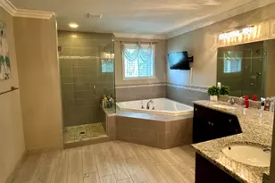 21568 Fort Worth Dr, Macomb, MI 48044 - Photo 12