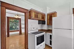 611 Elmwood Ct, Kalamazoo, MI 49007 - Photo 24