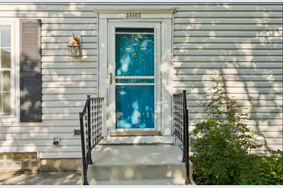 38655 Bayside Court, Clinton, MI 48038 - Photo 4
