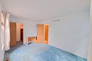 15810 Cambridge Dr, Clinton Twp, MI 48038 - Photo 18